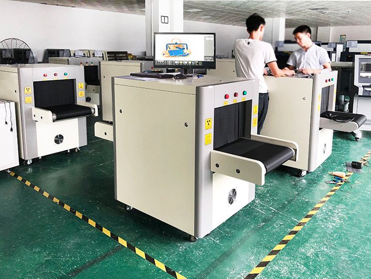 airport security x ray machine